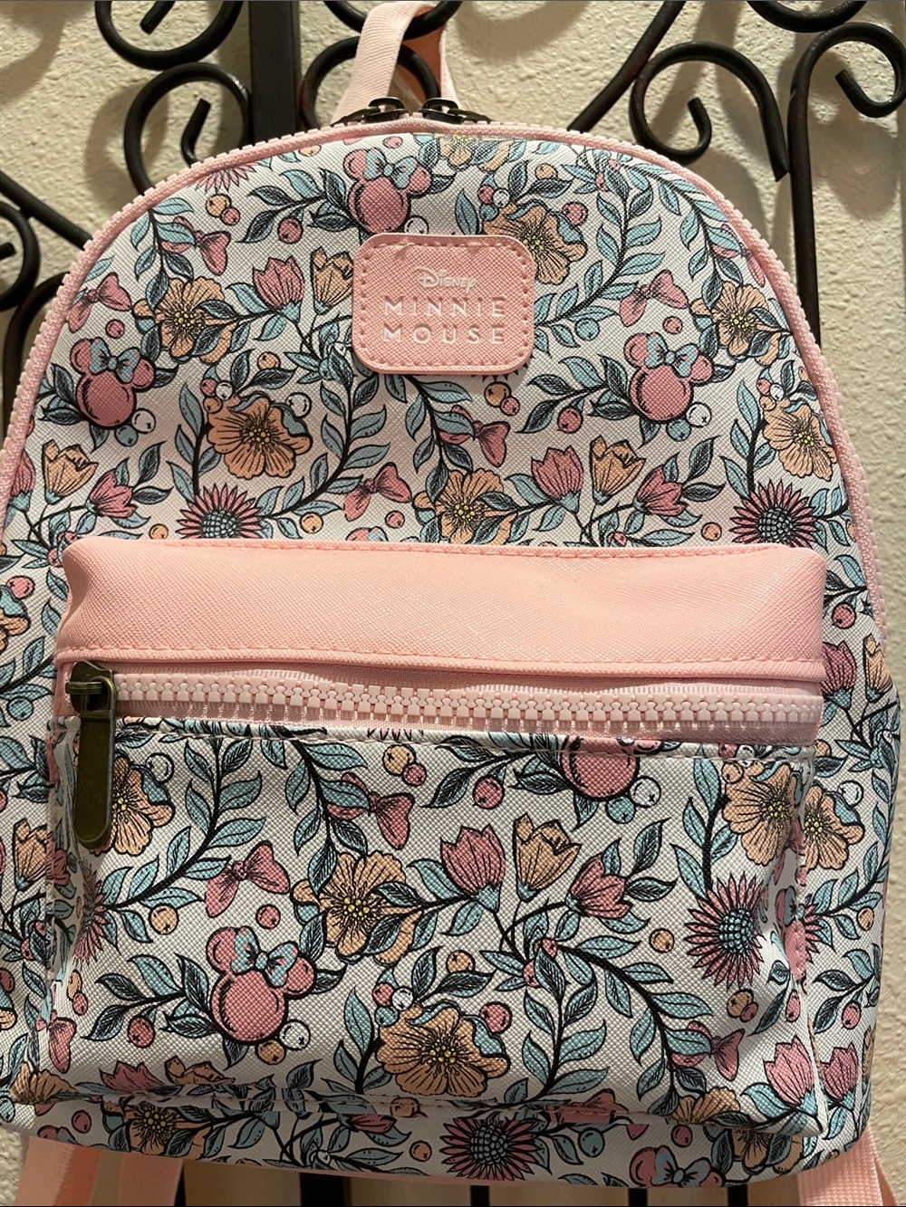 Disney Minnie Mouse Pink Floral Backpack - Picture 3 of 10